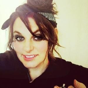 Meet your Posher, Jaymee